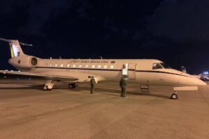 Governo empresta aviões da FAB ao STF com lista sob sigilo - 09/04/2025 - Poder